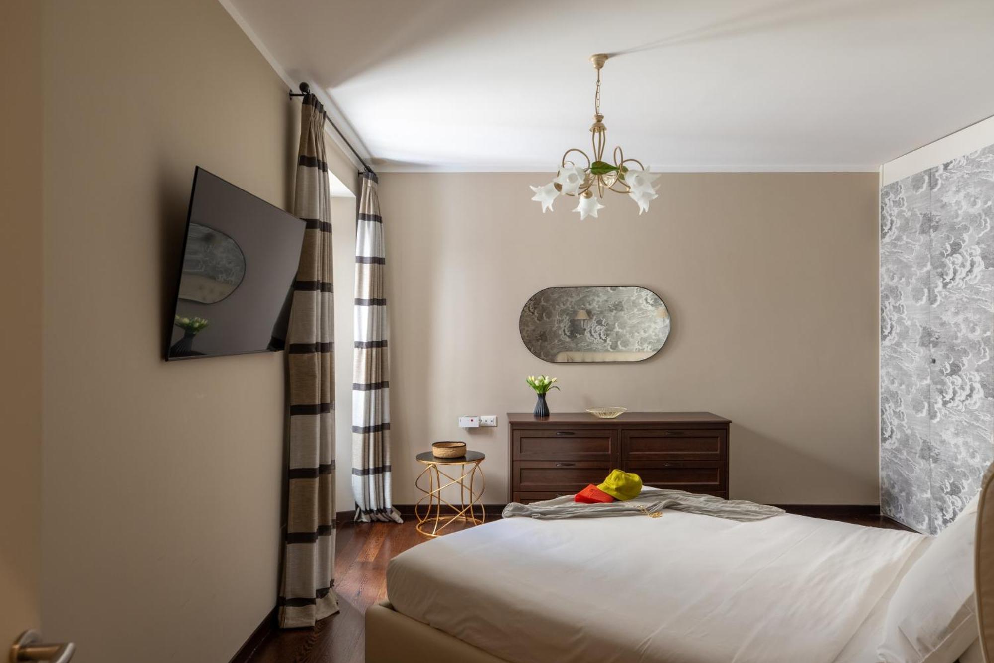 Iflat Contemporary Elegance In The Heart Of Apartment