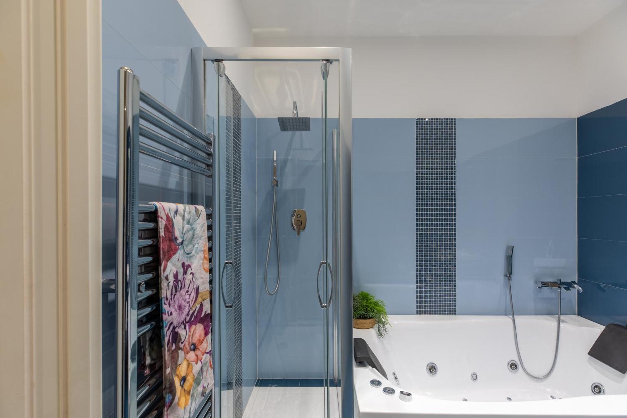 Iflat Contemporary Elegance In The Heart Of Apartment *